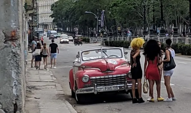 Cuba trip photo; scenery or people clothed