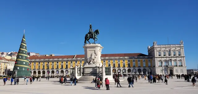 Praça do Comércio, Lisbon, still dressed for Christmas