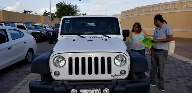 Tampa cruise photo; scenery or people clothed