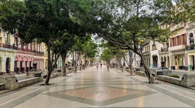 Cuba trip photo; scenery or people clothed