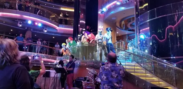 Tampa cruise photo; scenery or people clothed