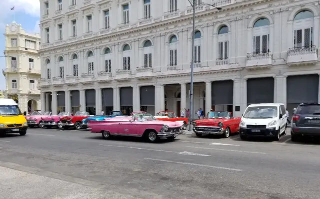 Cuba trip photo; scenery or people clothed